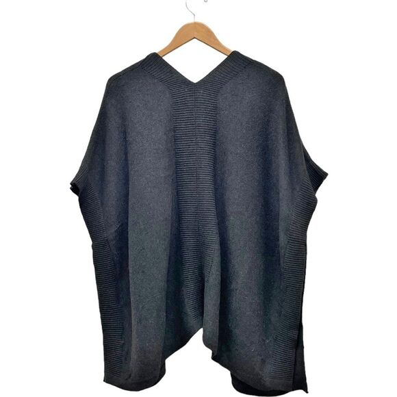 Old Navy Open Front Poncho Cardigan Charcoal Gray Sweater Women’s Size XS/S - Picture 2 of 7